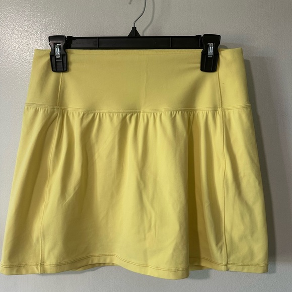 Athleta Pants - Yellow Athleta Salutation Stash skort 14.5” long